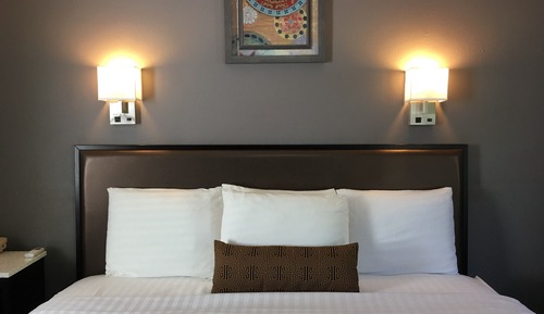 Standard Room, 1 King Bed