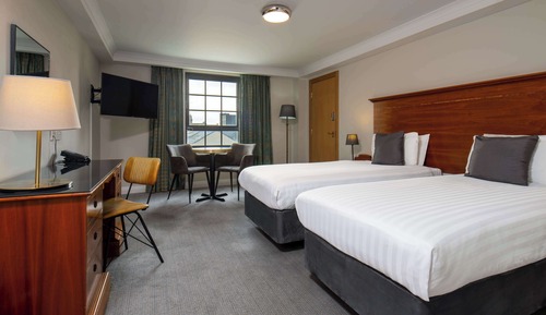 Family Room, Multiple Beds, Non Smoking