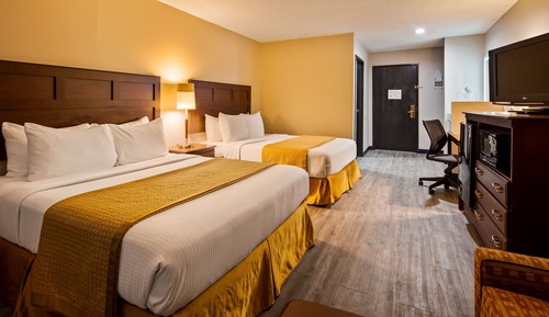 Standard Room, 2 Queen Beds, Non Smoking, Kitchenette