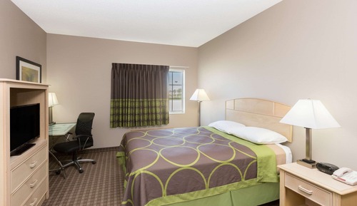 Standard Room, 1 Queen Bed, Accessible, Non Smoking