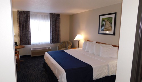 Standard Room, 1 King Bed