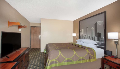 Room, 1 King Bed, Accessible, Non Smoking (Mobility, Tub w/ Grab Bars)