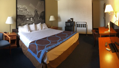 Room, 1 Queen Bed, Accessible, Non Smoking (Mobility Accessible)