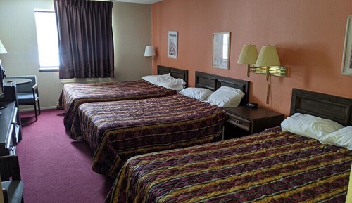 Room, Multiple Beds