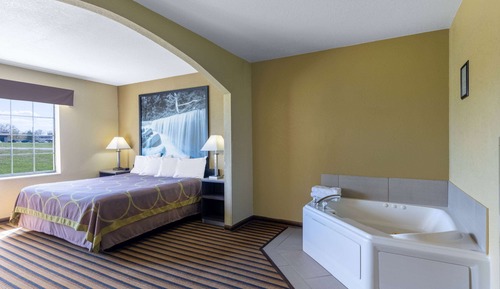 Studio Suite, 1 King Bed, Non Smoking