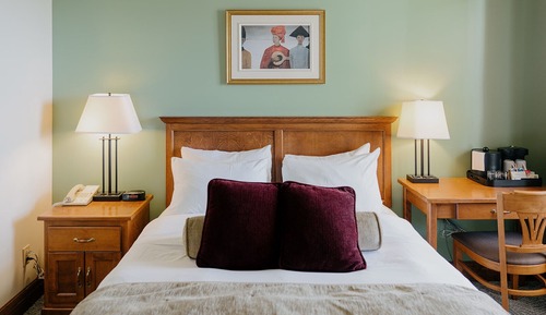 Standard Room, 1 Queen Bed