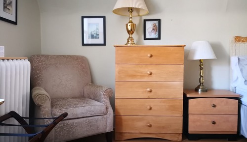 Room, 1 Queen Bed, Non Smoking, Private Bathroom