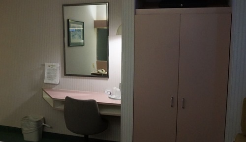 Comfort Single Room, 1 Queen Bed, Non Smoking