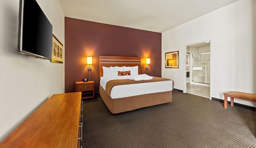 Jetted Tub Suite, King Bed, Kitchenette, Non Smoking