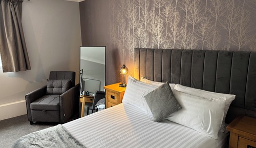 Family Room (Classic)