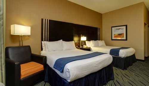 Suite, 2 Queen Beds (Additional Living Area)