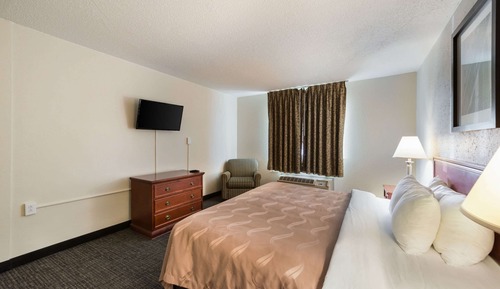 Standard Room, 1 King Bed, Non Smoking