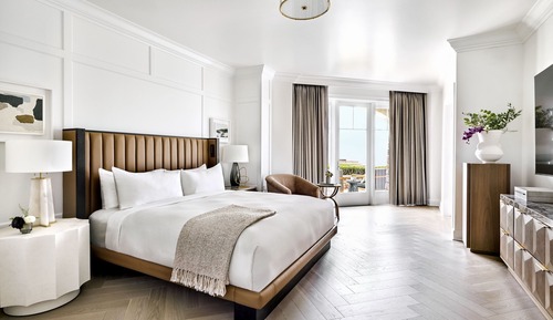 Luxury Fire Pit Suite, 1 Bedroom (Mobility/Hearing Access, Roll-in Shwr), Club Access