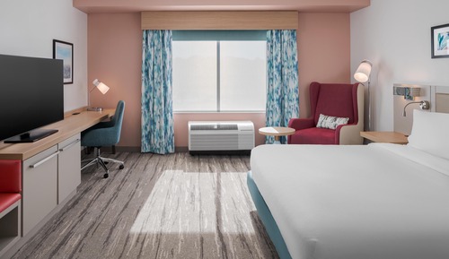 Deluxe Room, 1 King Bed