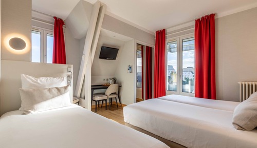 Family Room, Courtyard View (for 4, No Sea View)