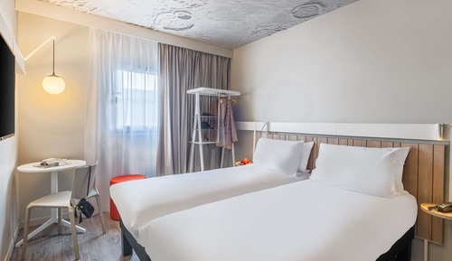 Standard Room, 2 Twin Beds