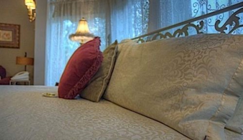 Deluxe Room, 1 King Bed, Jetted Tub