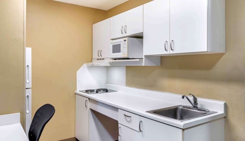 Studio, 1 King Bed, Non Smoking