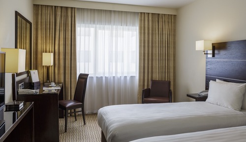 Family Room, 2 Twin Beds