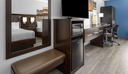 Room, 2 Queen Beds, Non Smoking
