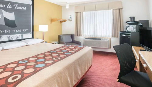 Standard Room, 1 Queen Bed, Non Smoking
