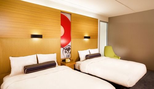 Room, 2 Queen Beds (Mobility/Hearing Access, Roll-In Shwr)