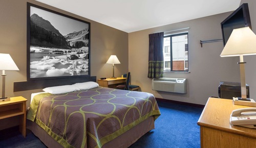 Standard Room, 1 Queen Bed, Non Smoking