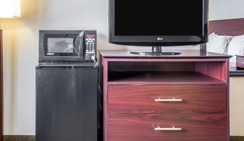 Standard Room, 2 Queen Beds, Non Smoking