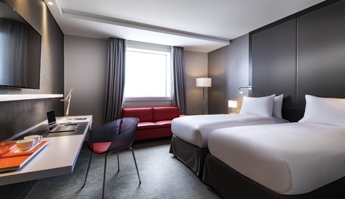 Superior Room, 2 Twin Beds (Defense view)