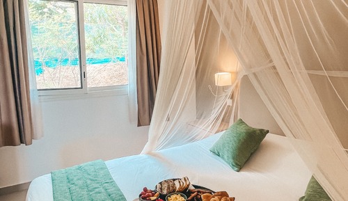 Master Suite Garden View