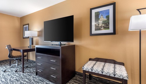 Standard Room, 2 Queen Beds, Non Smoking, Refrigerator & Microwave