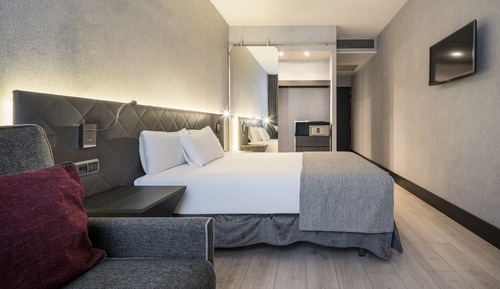 Triple room, 2 adults and 1 child