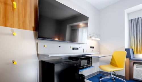 Room, 1 King Bed, Non Smoking