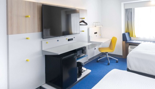 Room, 2 Queen Beds, Non Smoking