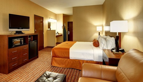 Standard Room, 1 King Bed