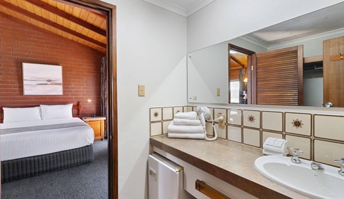 Room, 1 King Bed, Non Smoking