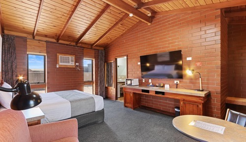 Room, 1 King Bed, Non Smoking