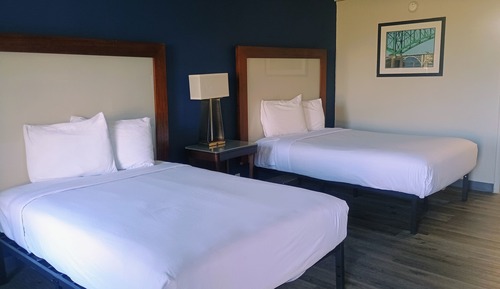 2 Full Beds, Non Smoking Kitchenette