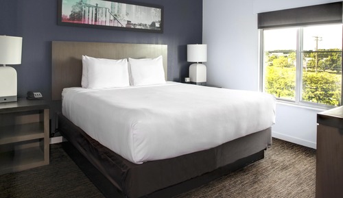 Suite, 1 Bedroom, Accessible, Bathtub