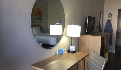 Studio Suite, 1 King Bed, Non Smoking