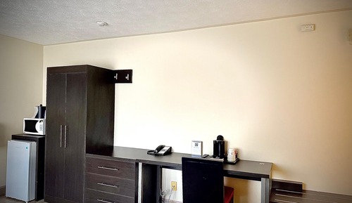 Standard Room, 2 Queen Beds, Non Smoking, Refrigerator