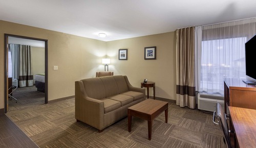 Suite, 1 King Bed, Non Smoking