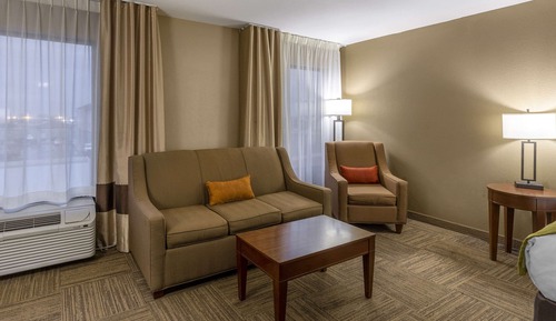 Suite, 2 Queen Beds, Non Smoking