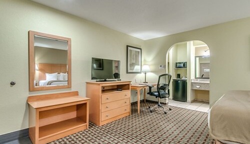Standard Room, 2 Queen Beds, Smoking