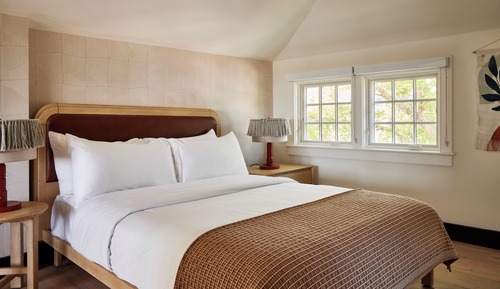 Suite, 3 Bedrooms (Court House)