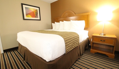 Standard Room, 1 King Bed, Non Smoking