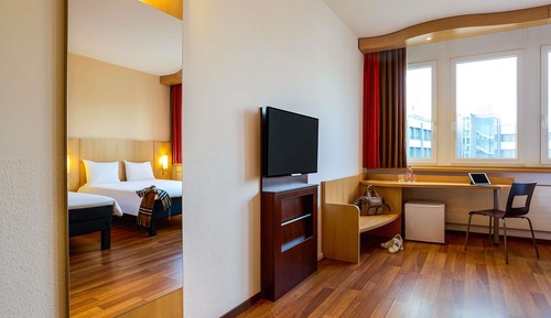 Room, Multiple Beds (New Sleep Easy Concept)