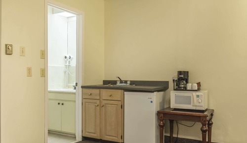 Room, 1 Queen Bed with Sofa bed, Non Smoking (Efficiency)