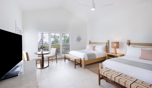 Sable Junior Suite Ocean Front 2 Queen Beds