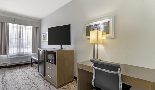 Suite, 1 King Bed, Accessible, Bathtub (with Sofabed)